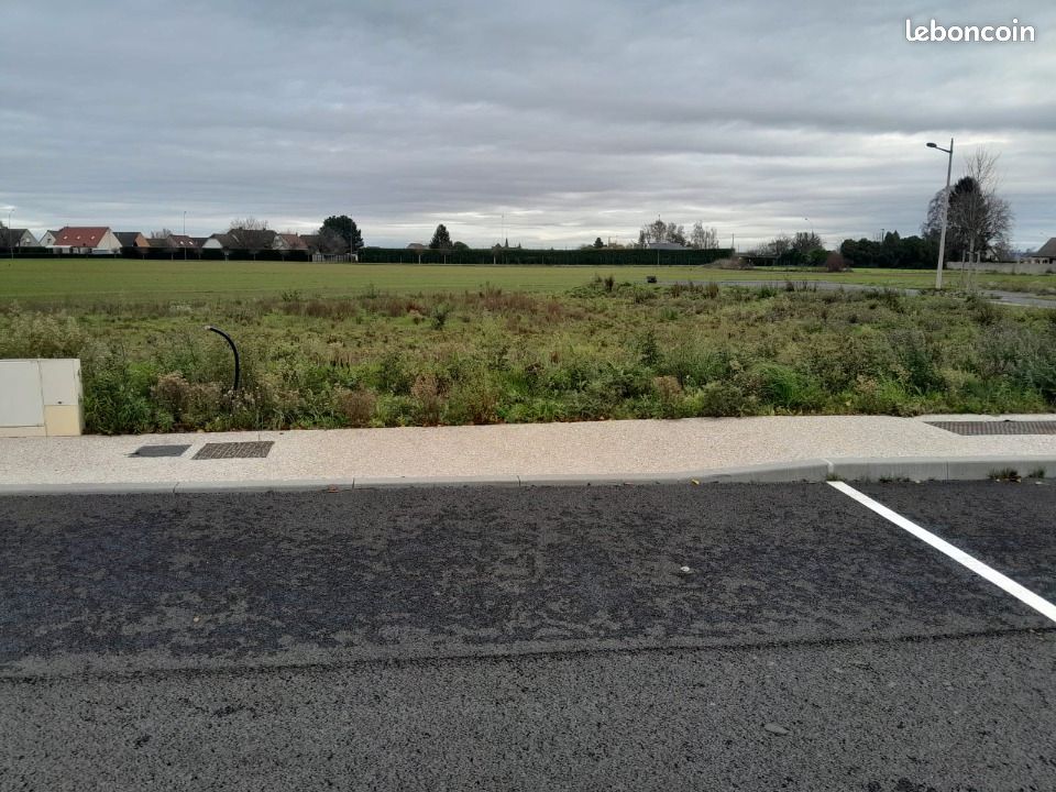 Terrain 411 m² Tergnier · 14 385 €