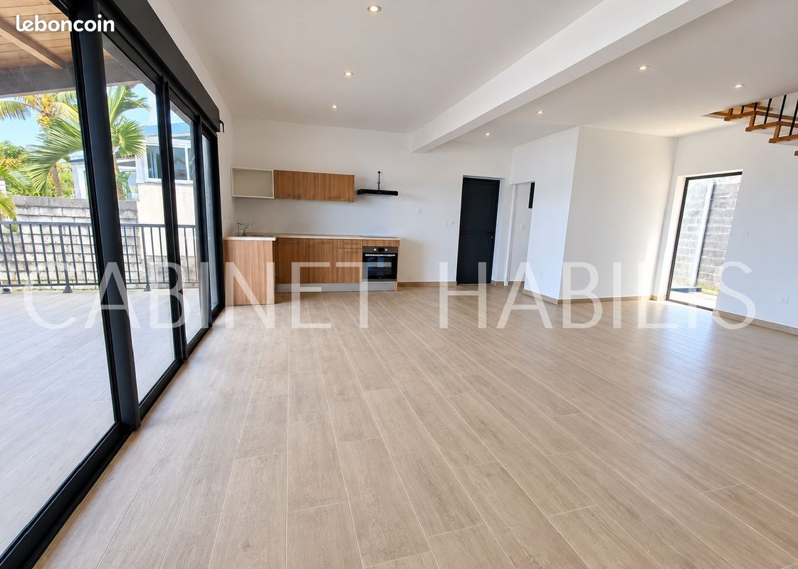 Maison 4 pièces 106 m² · à Saint-Pierre · 106 m² · 455 000 €