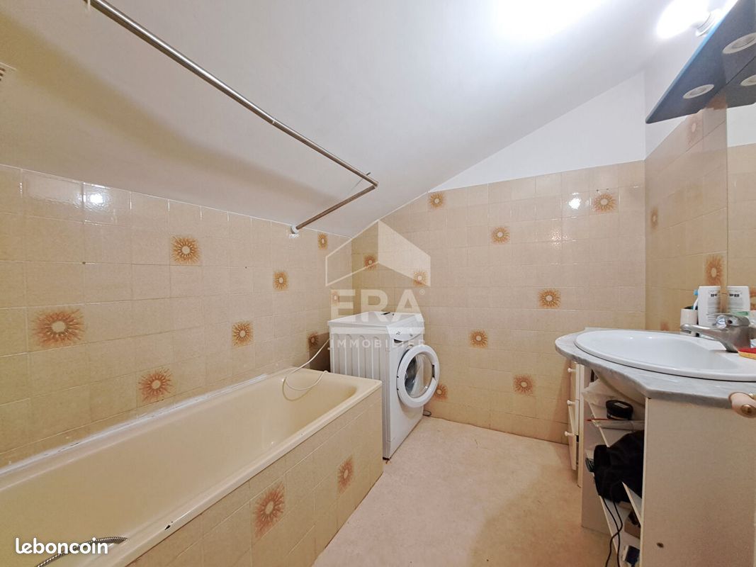 Maison 5 pièces 111 m² - Jarnac 16200 (image principale 8)