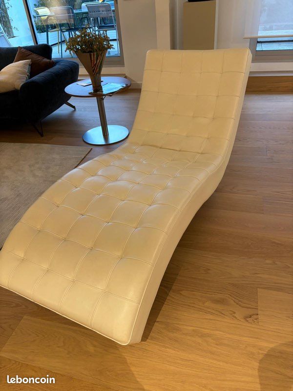 Méridienne / chaise longue Roche Bobois en cuir modèle Dolce (image 1)
