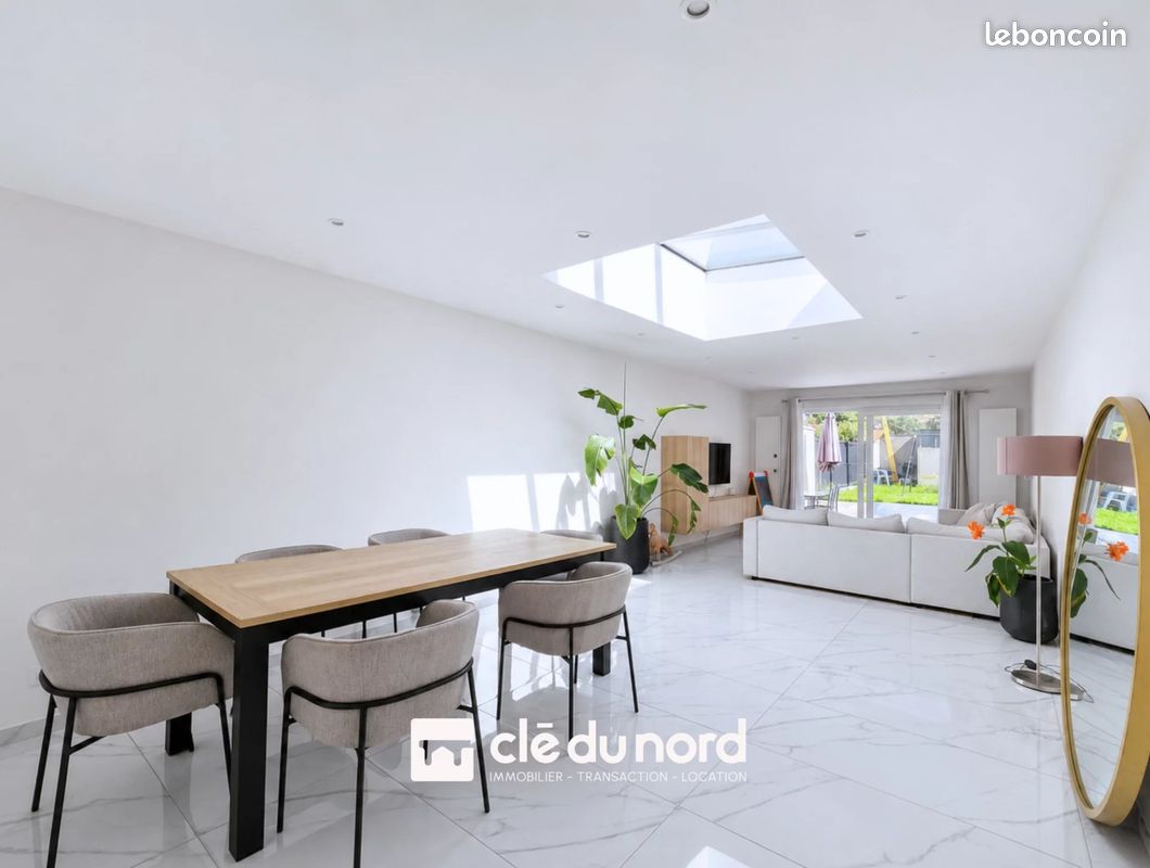 Maison 4 pièces 117 m² · à Lille · 117 m² · 426 000 €