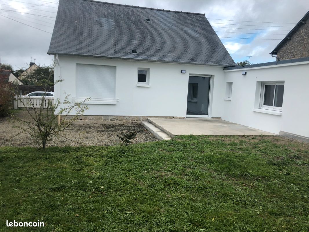 Maison 4 pièces 90 m² · à Saint-Aubin-du-Cormier · 90 m² · 950 €