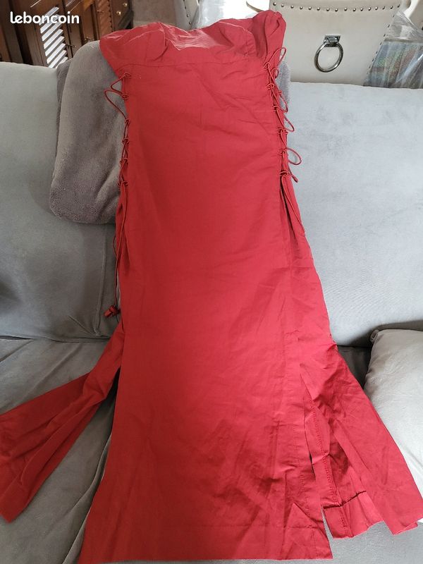 Robe (image 1)
