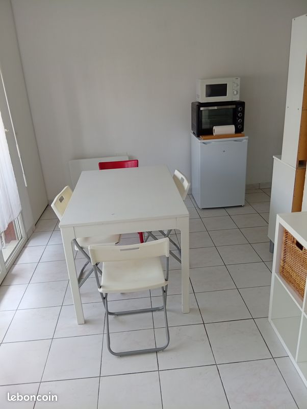 Appartement 1 pièce 25 m² · à Aix-en-Provence · 25 m² · 730 €