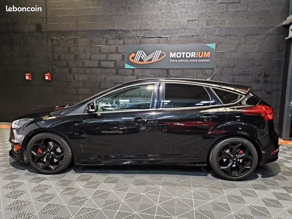 FORD FOCUS 2.0 TDCi - 185 - ST - CAM DE RECUL - RADAR AR - PARK ASSIST - DISTRIBUTION FAIT (image 2)