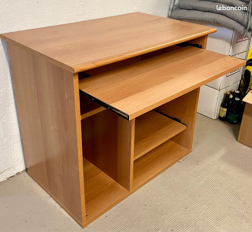 Bureau informatique (image 1)