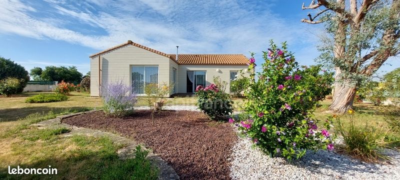Maison 5 pièces 121 m² · à Nalliers · 121 m² · 239 100 €