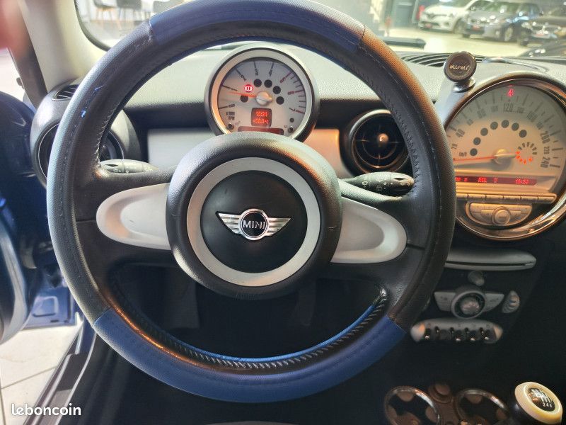 Mini MINI COOPER D 110CH (image 12)