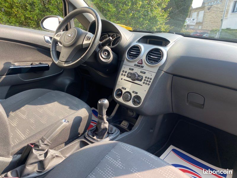 Opel Corsa 1.2 85CV (image 4)