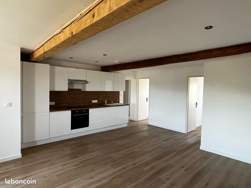 Appartement 3 pièces 60 m² · à Lachapelle-sous-Rougemont · 60 m² · 650 €