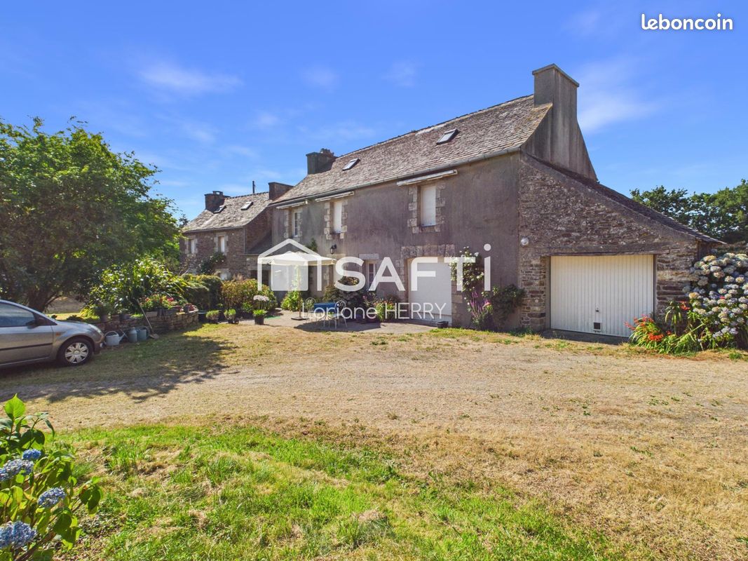 Maison 7 pièces 205 m² · à Guimiliau · 205 m² · 291 000 €
