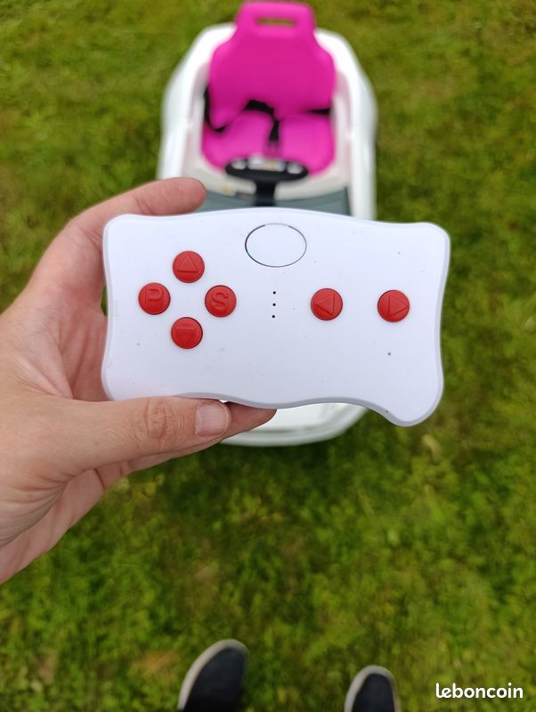 Voiture électrique enfant Sun and Sport (image 9)