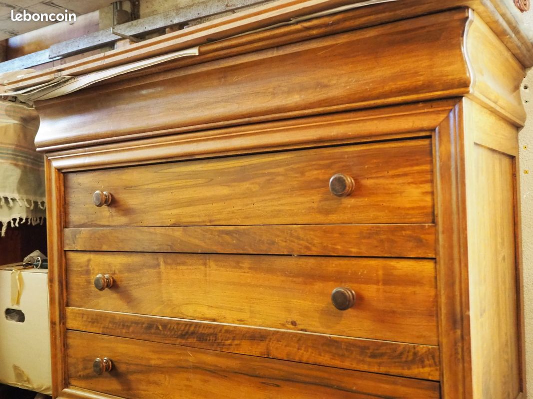 Commode (image 2)