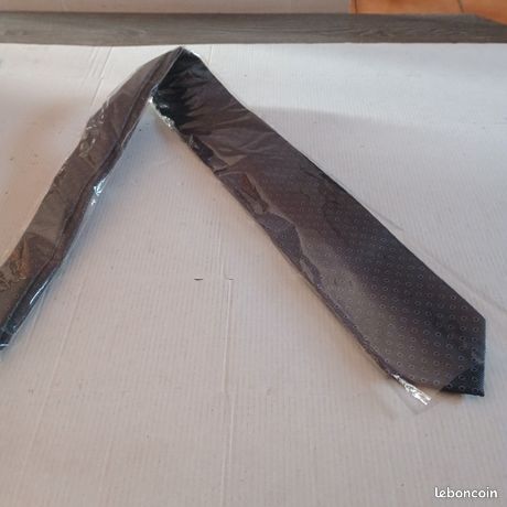 Cravate Yves Dorcey Paris En Soie - Motif Bleu Gris Noir Violet - Très Bon état