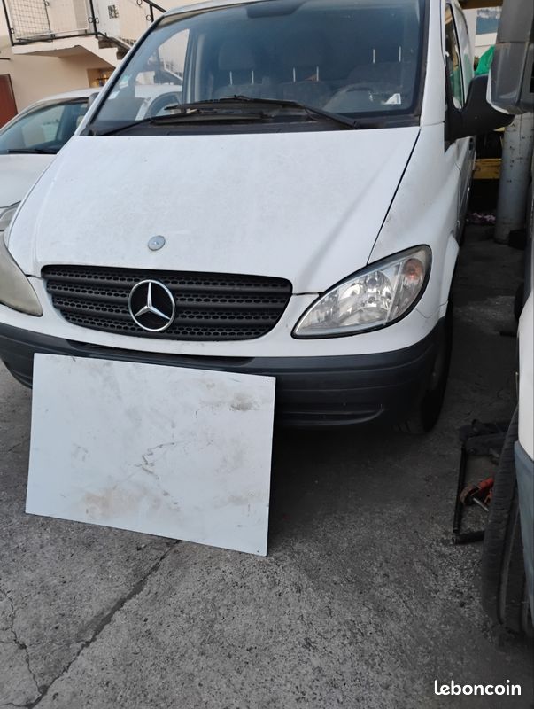 Mercedes Vito (image 1)