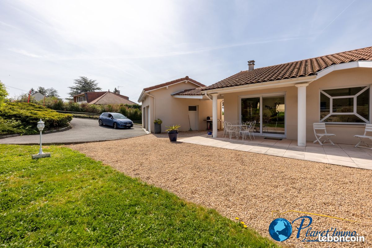 Maison 6 pièces 150 m² · à Saint-Bonnet-les-Oules · 150 m² · 535 000 €