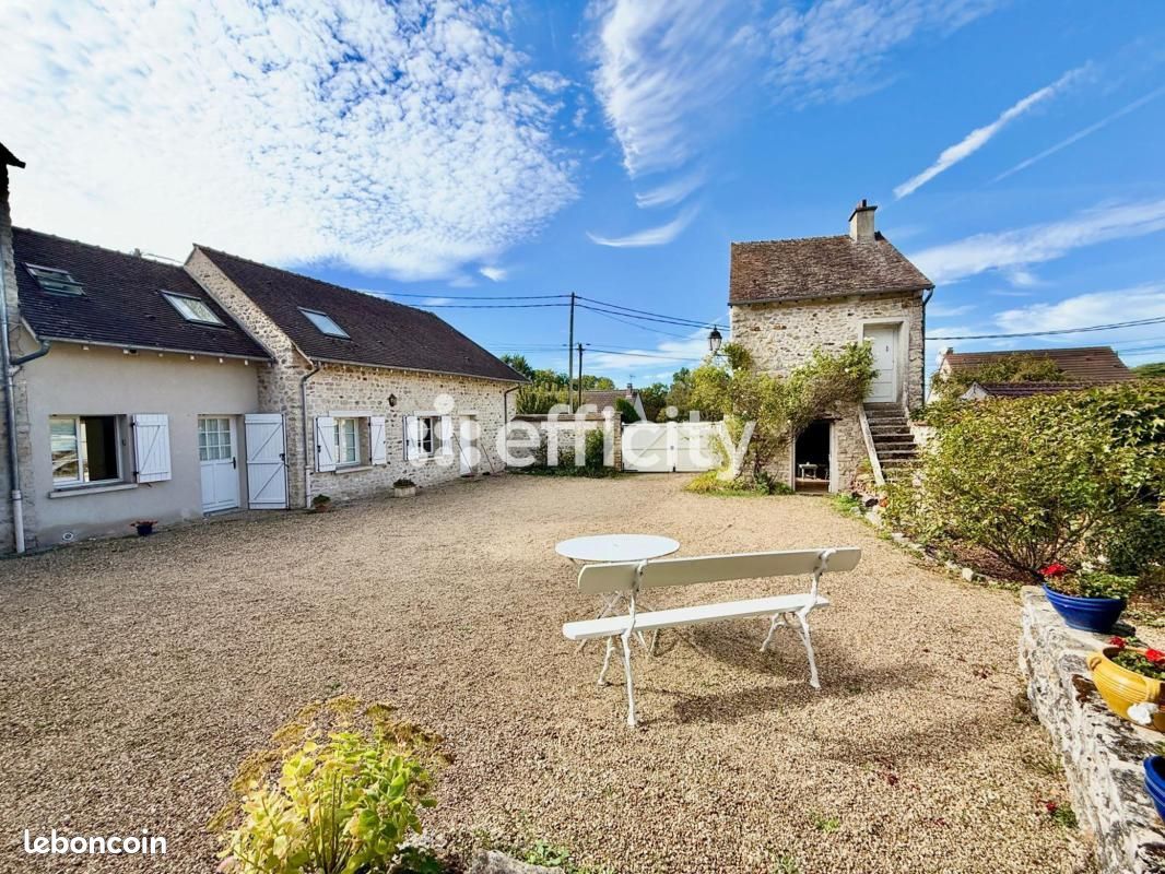 Maison 14 pièces 290 m² · à Guerville · 290 m² · 595 000 €