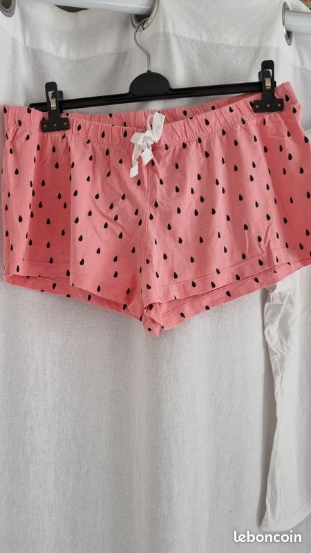Pyjama short PRIMARK taille 40/42 Vêtements