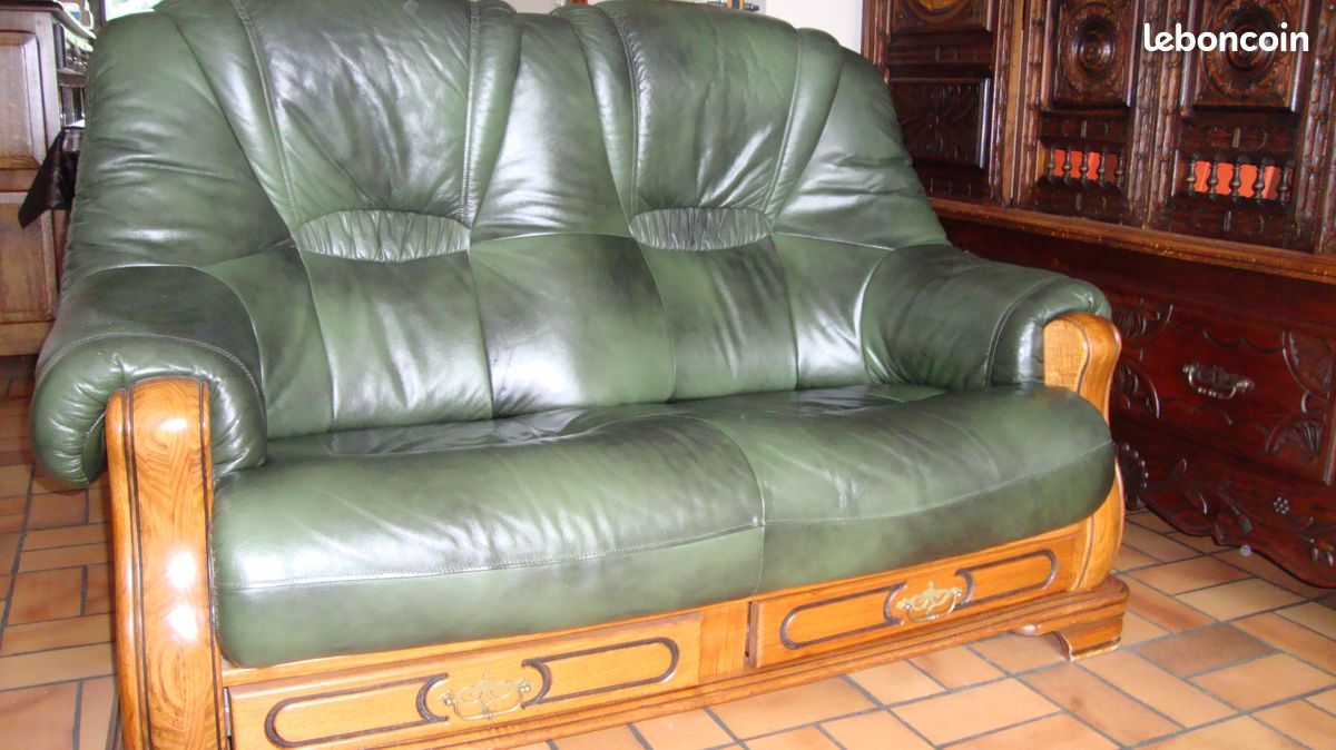 Canapes cuir vert et bois (image 3)