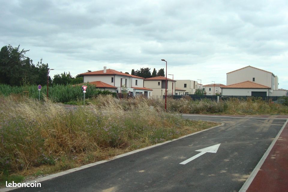 Terrain 1223 m² · à Théza · 159 000 €