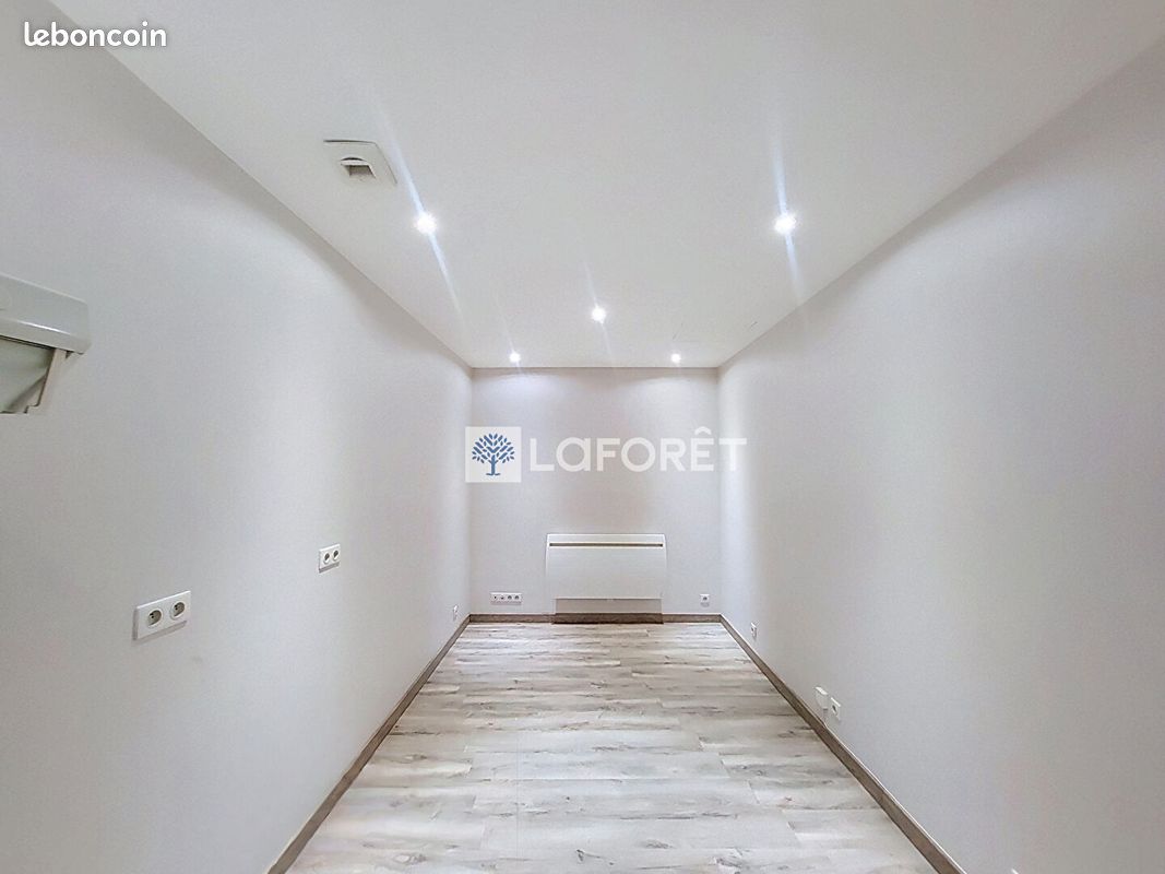 Appartement 1 pièce 18 m² · à Amiens · 18 m² · 380 €