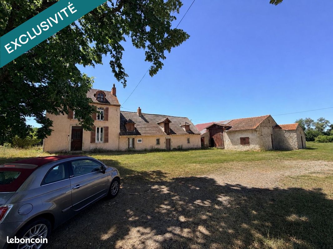 Maison 10 pièces 171 m² · à Escurolles · 171 m² · 98 000 €