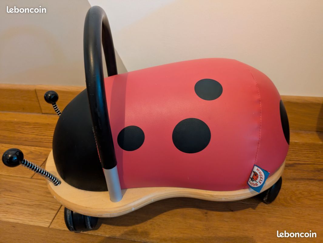 Trotteur/porteur wheely bug coccinelle Jeux Jouets