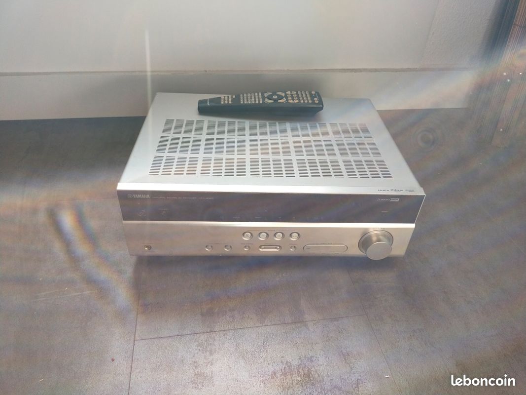 Ampli Yamaha HTR 4063 (image 2)