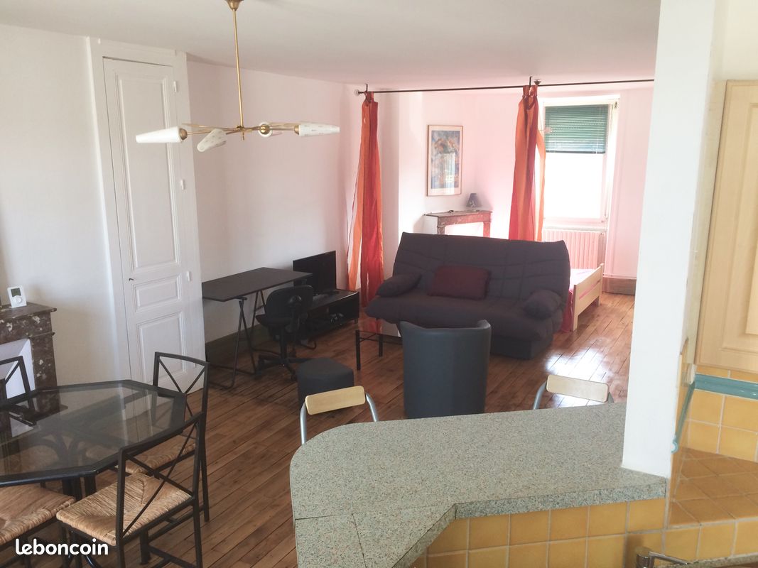 Appartement 1 pièce 50 m² · à Limoges · 50 m² · 455 €