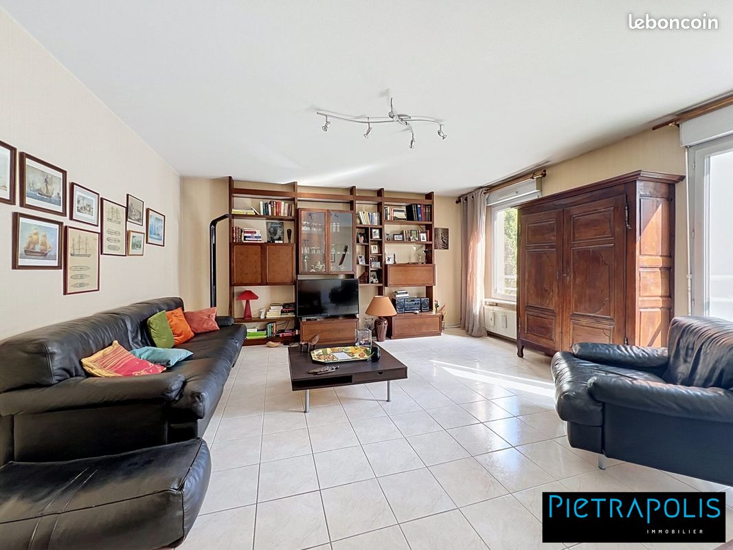 Appartement 3 pièces 83 m² · à Oullins-Pierre-Bénite · 83 m² · 299 000 €