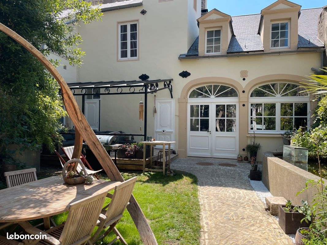 Maison 7 pièces 210 m² · à Boulogne-sur-Mer · 210 m² · 485 000 €