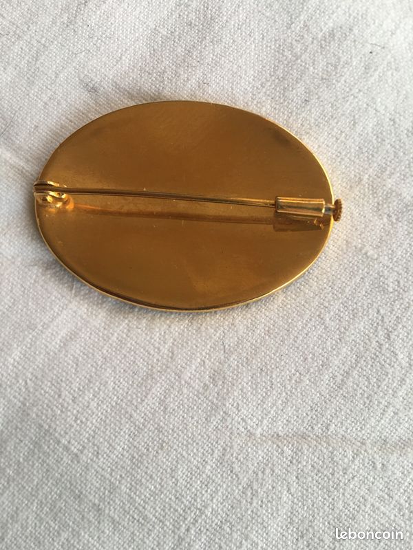 ANCIENNE broche de collection fabriquée en Tchécoslovaquie broche antique faite