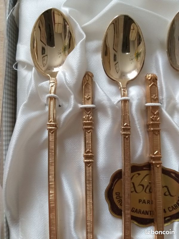 12 Fourchettes à Gâteau Fabiora Paris - Plaqué Or 24 Carats - Etat Impeccable