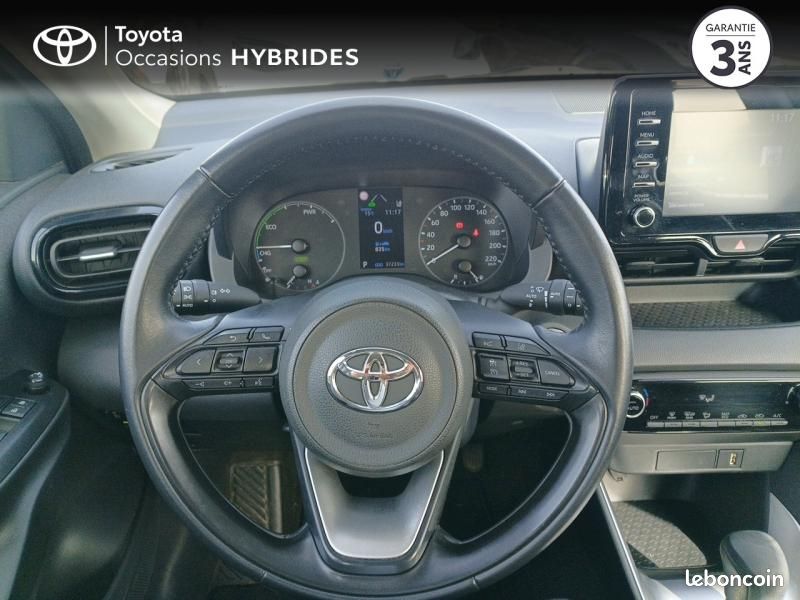 Toyota Yaris 116h Dynamic 5p MY22 (image 13)