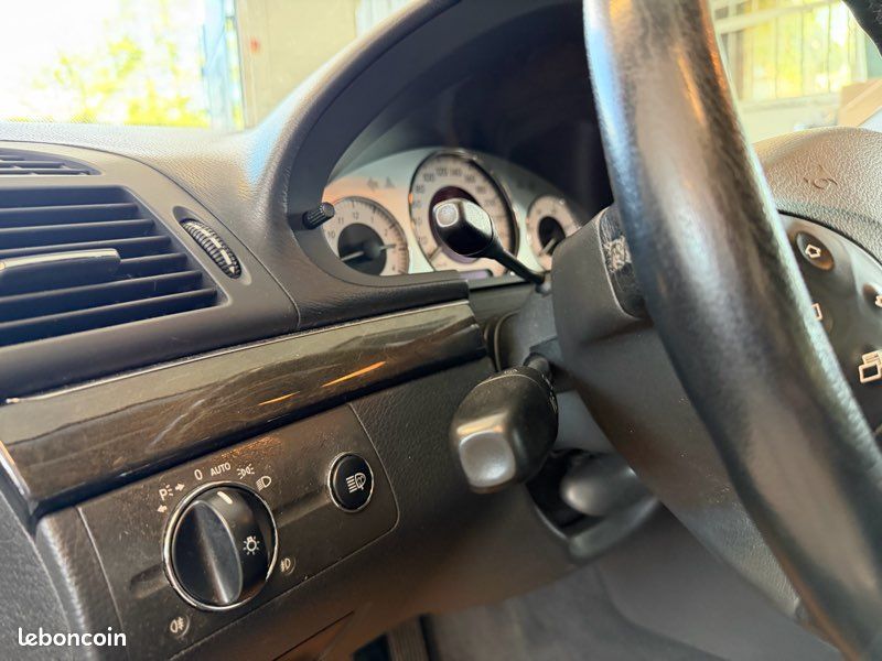Mercedes-Benz E270 CDI BVA 177 Ch - Avantgarde - Attelage - Cuir partiel - Climatisation - Garantie (image 11)