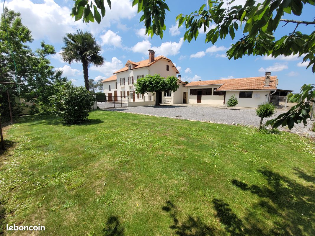 Maison 7 pièces 173 m² · à Samadet · 173 m² · 229 400 €