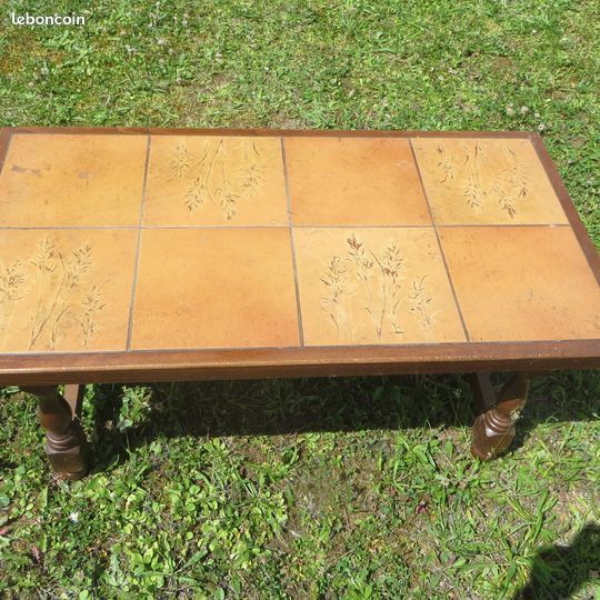 TABLE BASSE DE SALON AVEC CARREAUX CERAMIQUe (image 2)