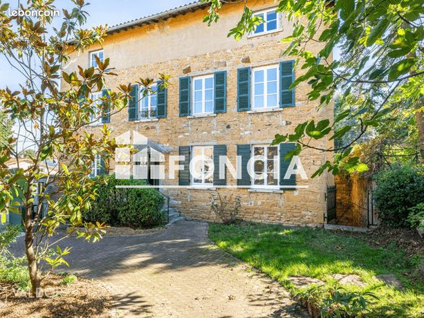 Maison 5 pièces 180 m²