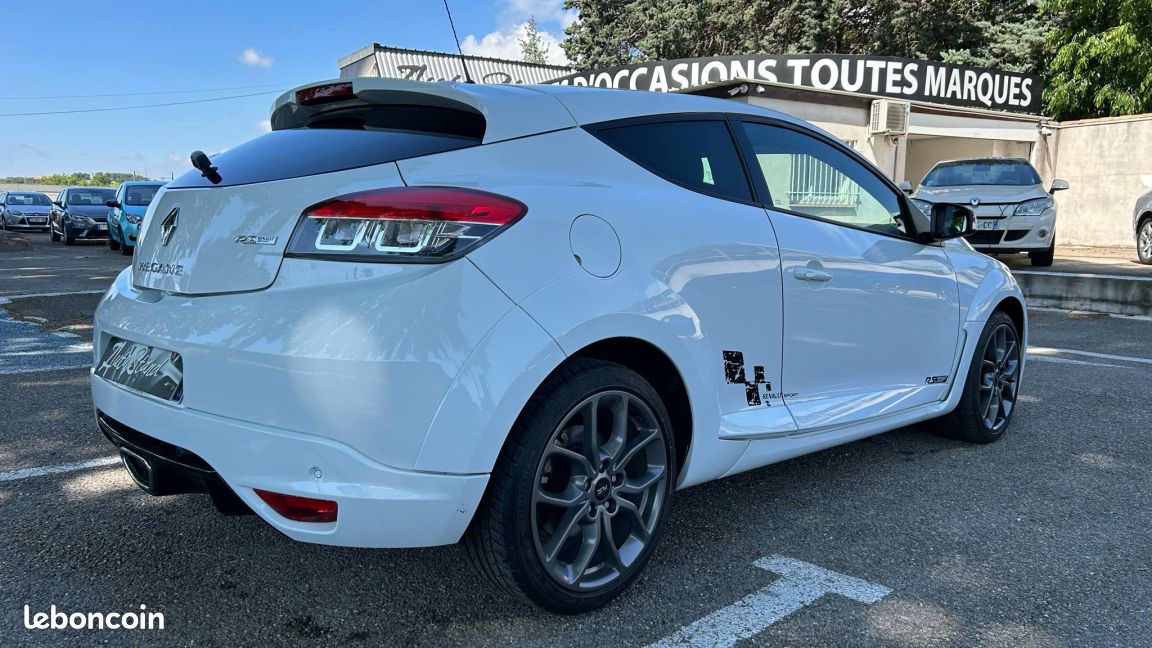 Renault Mégane III Coupé 2.0 16V 265cv RS 1er Main garantie 12 mois (image 5)