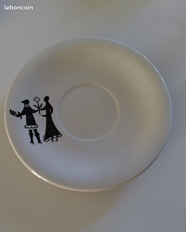 Tasses et soucoupes céramique Lonchamp modèle Sylvestre années 50/60 (image 8)