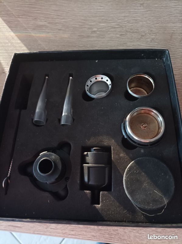 elfbar nachfüll pod läuft aus 7000 Puff Disposable Vape | From £5.99 main image 0