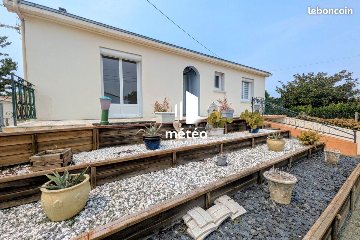 Maison 5 pièces 140 m² · à Angles · 140 m² · 225 000 €