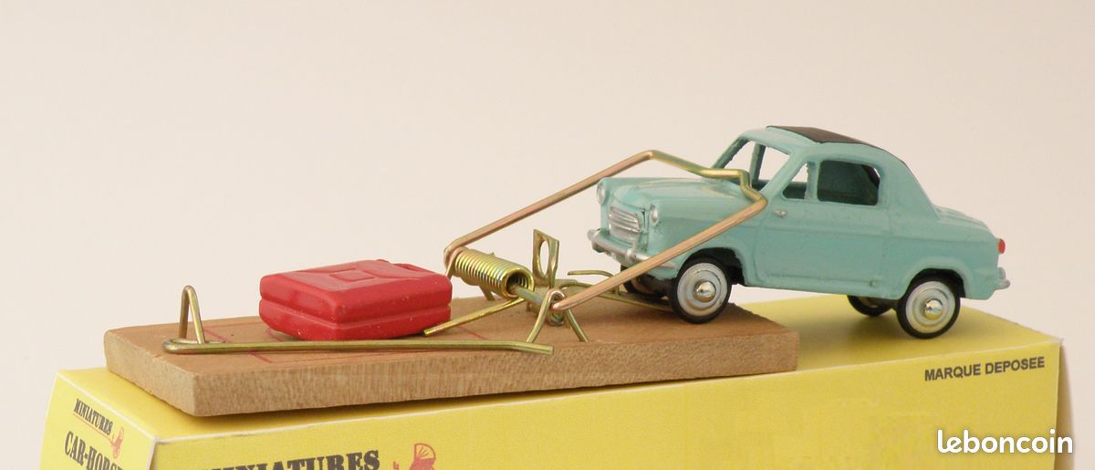 04 Car-Horse vespa 400 salon de l'auto de paris style JRD Dinky Cij ancien stock bientôt épuisé sthubert92 - Collection