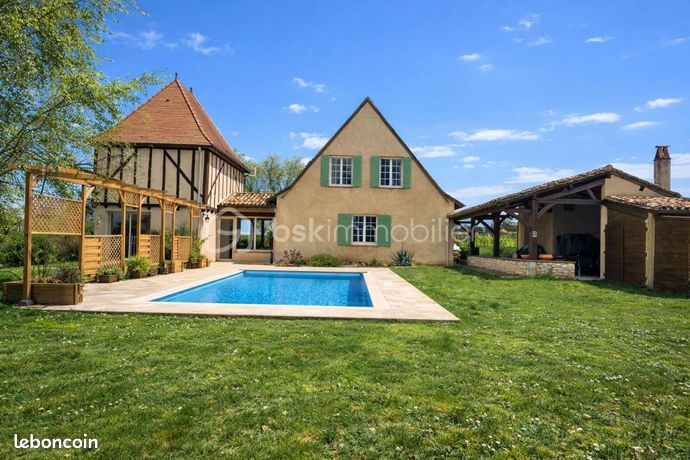 Maison 7 pièces 209 m²