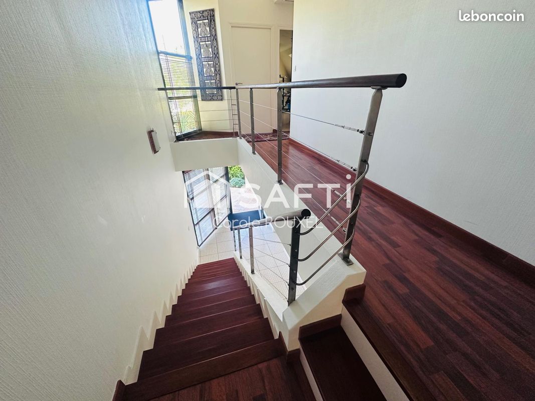 Villa 8 pièces 220 m² (image 12)