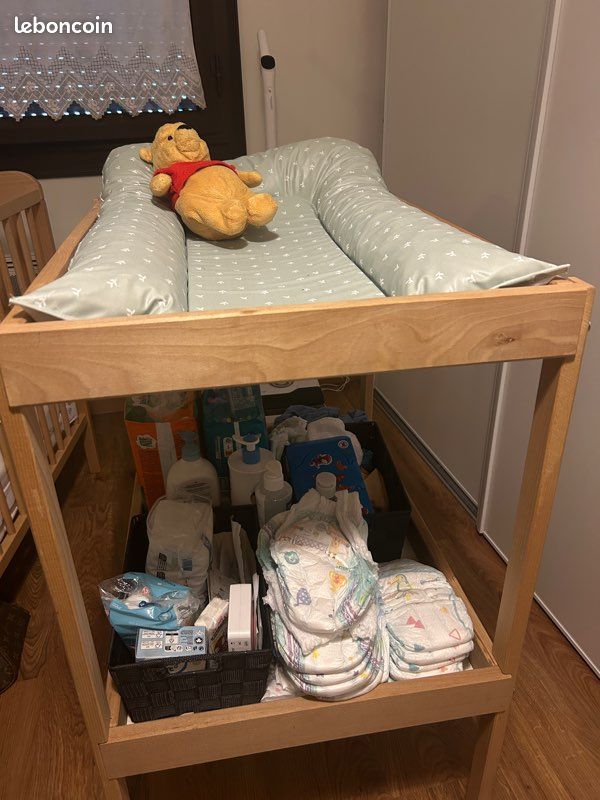 Table à langer bébé (image 1)