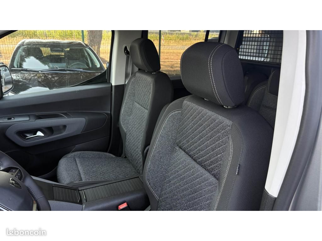 PEUGEOT RIFTER N1 BlueHDI 130 EAT8 Allure +PK TECHNO+PK STYLE+PREPA ATTELAGE (image 21)