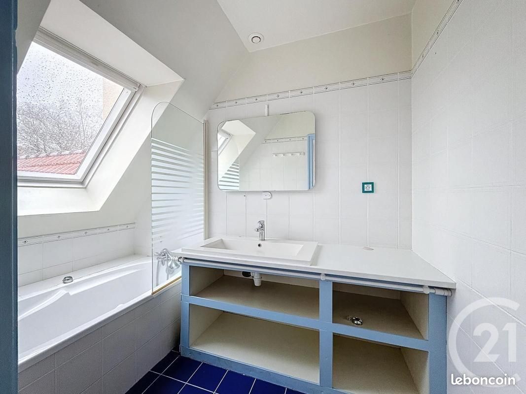 Maison a louer lannion - 6 pièce(s) - 143 m2 - Surfyn