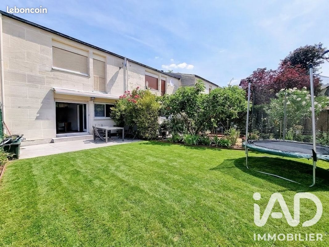 Maison 4 pièces 95 m² · à Épinay-sous-Sénart · 95 m² · 225 000 €