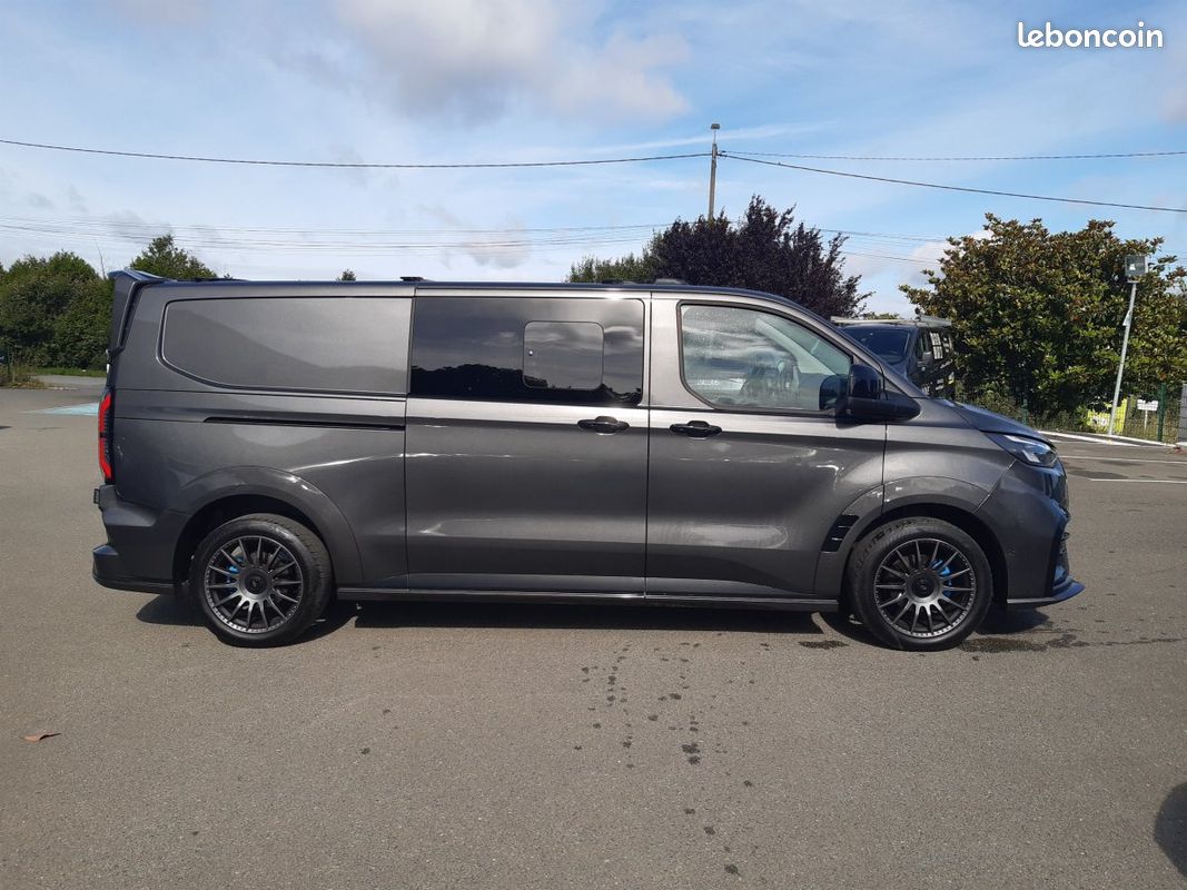 Ford Transit Custom (2) 320 L2H1 2.0 EcoBlue 170 MS-RT CA AUTO (image 4)